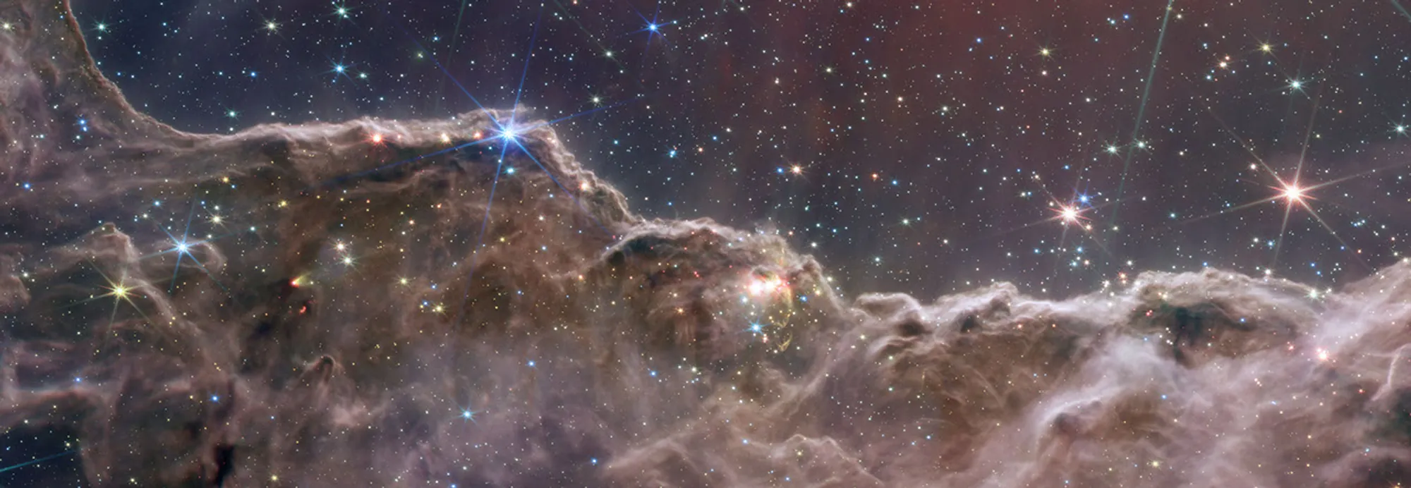 Webb view of the Cosmic Cliffs, a star-forming region in the Carina Nebula